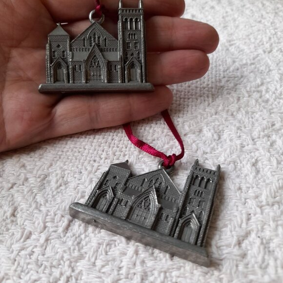 Vintage Aitkens Pewter Christmas Ornaments Zion United Church Kitchener 1999 - Picture 7 of 8